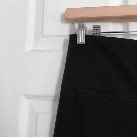 Zella Live-In High Waist Crop leggings - Picture 2 of 7